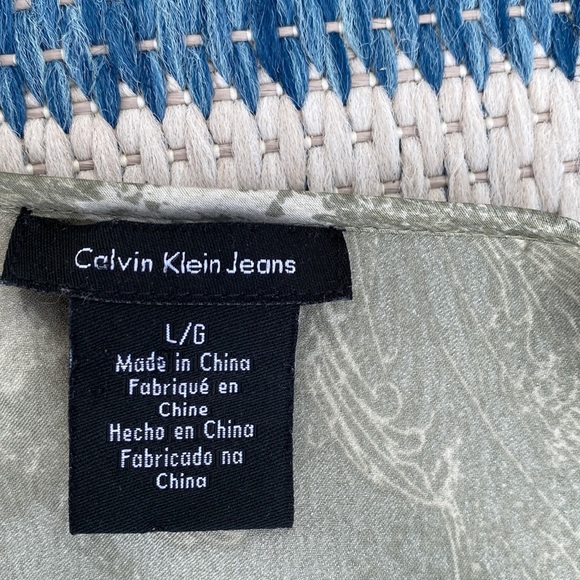 Womens Calvin Klein Funky CROSS Silky Top! ✝️ STUNNING! 🎄Large Must See! - Picture 9 of 14